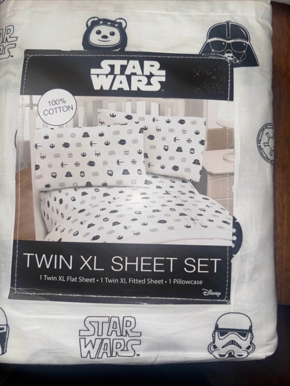 Star Wars White and Black Icon Twin XL Bedding Set
